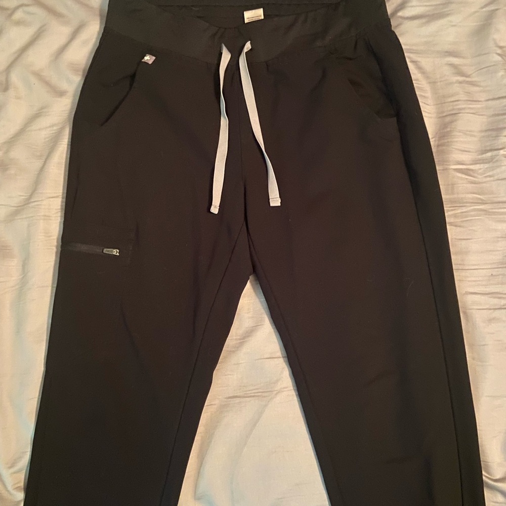 Figs scrub pants